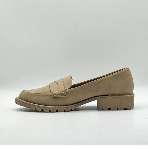 dv by Dolce Vita “Crisp” Classic Penny Loafer/Lug Sole Block Heel (Dune/Tan) NEW - Picture 7 of 16